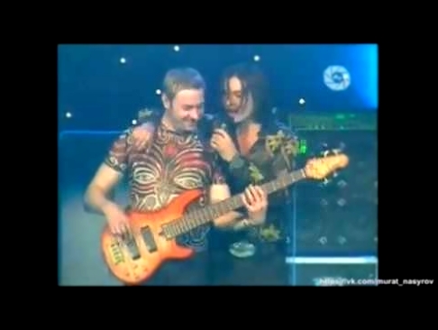 Видеоклип на песню Чужая - Мурат Насыров и Наталья Бойко-"Чужая"-Концерт -"Дай мне знать "-2005 год.