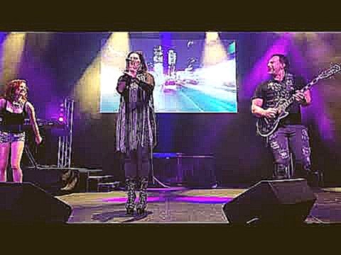 Видеоклип на песню Beautiful Life - Jenny Berggren-ACE OF BASE "Beautiful Life" [4K] Live at Indigo O2, London, UK 04/21/18
