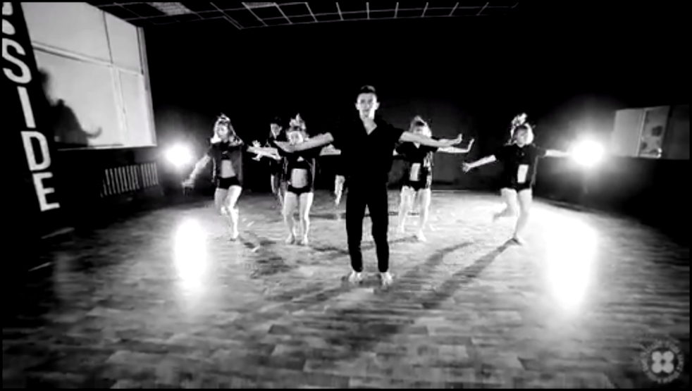 Видеоклип на песню Tood-A-Loo - Woodkid - Run Boy Run | contemporary choreography by Ksyusha Ignatyuk | D.side dance studio