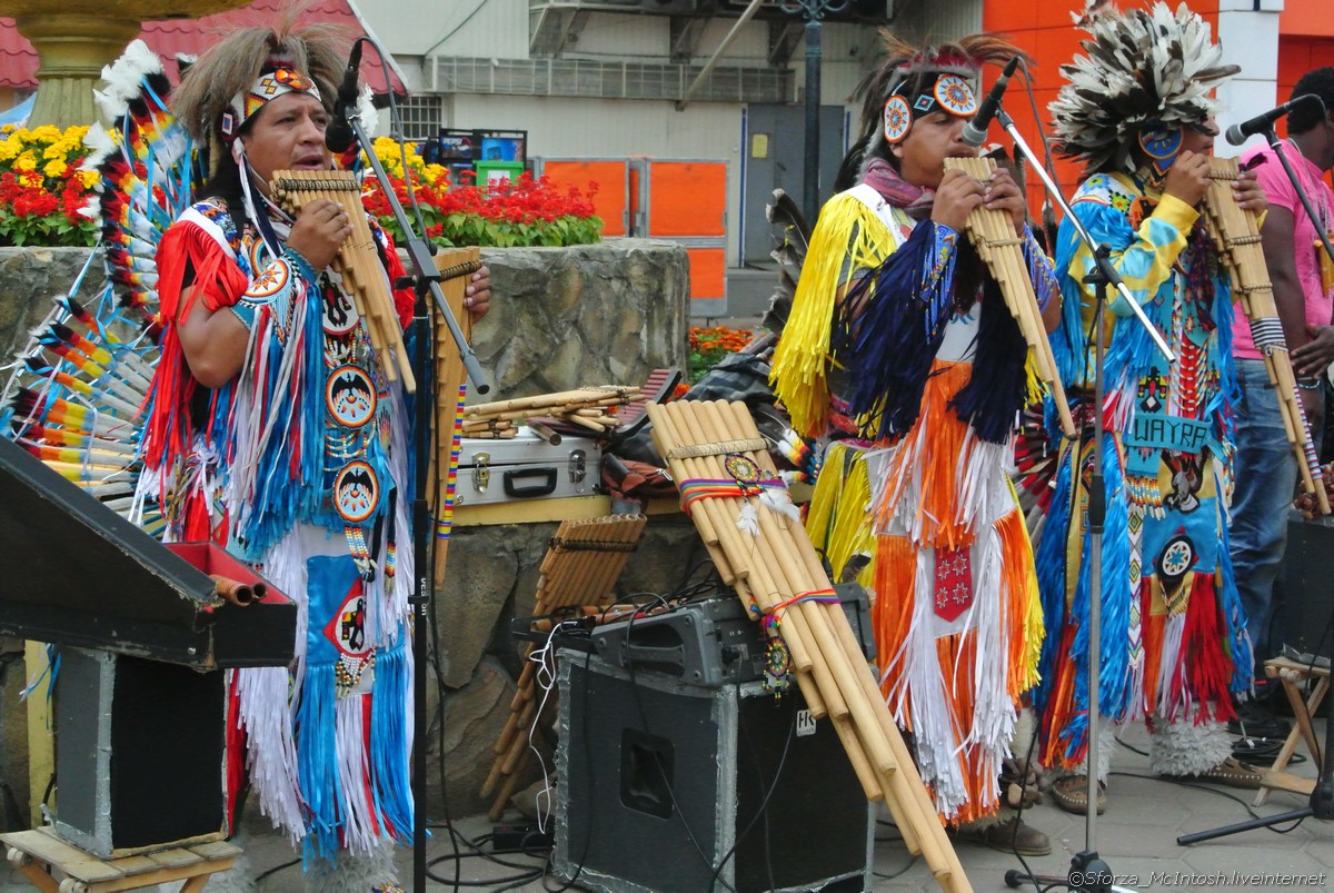 Индейская этническая музыка - Tupakamaru фото