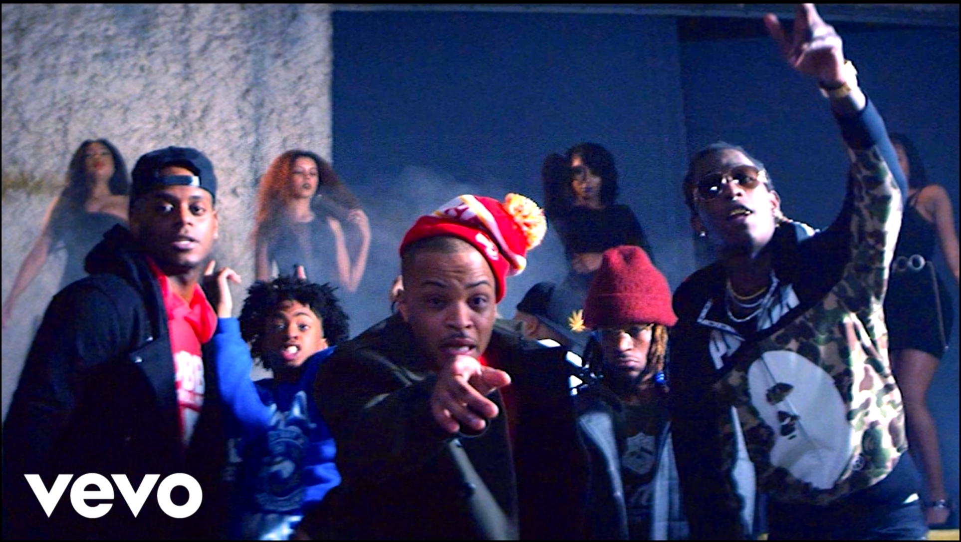 Видеоклип на песню Heatstroke (Originally Performed by Calvin Harris Feat. Young Thug, Pharrell Williams & Ariana Grande) - Bankroll Mafia - Out My Face (Official) ft. T.I, Shad Da God, Young Thug, London Jae