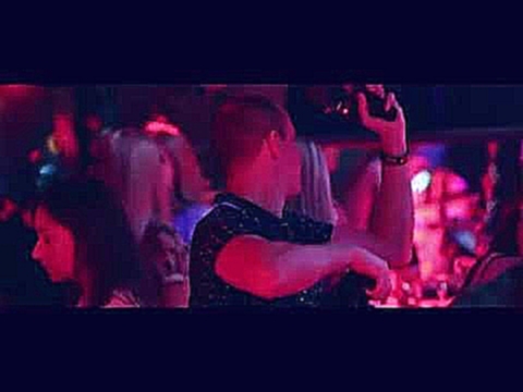 Видеоклип на песню День и ночь - 24 ИЮЛЯ | АКУЛА ОКСАНА ПОЧЕПА | Night club 7