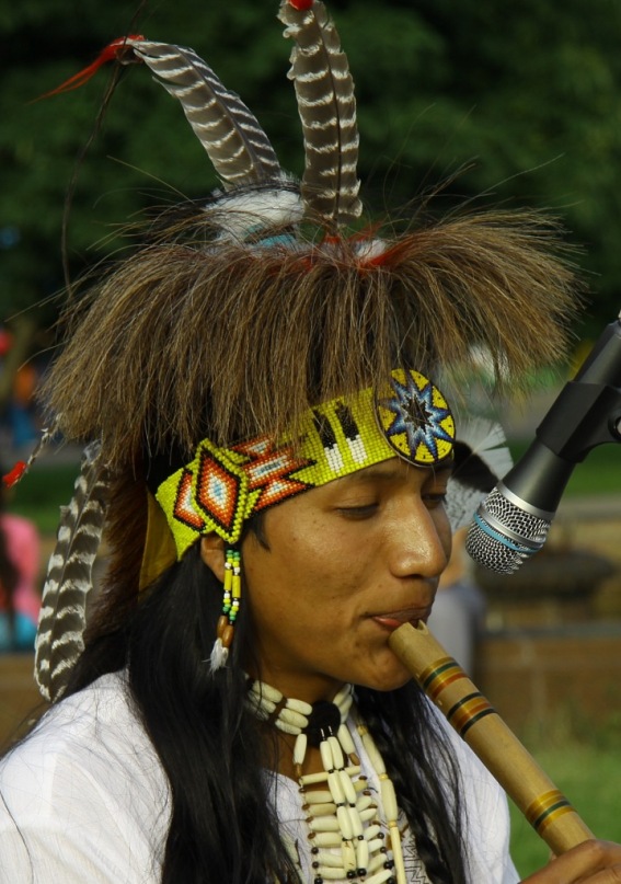 Индейцы Эквадор - RUMINAHUI фото