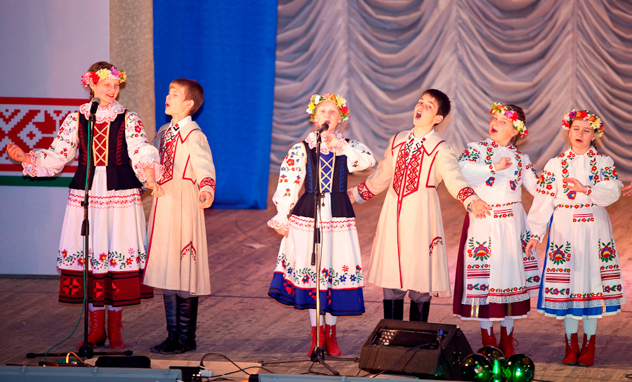 Конкурс белорусской песни. Белорусские песни слушать.