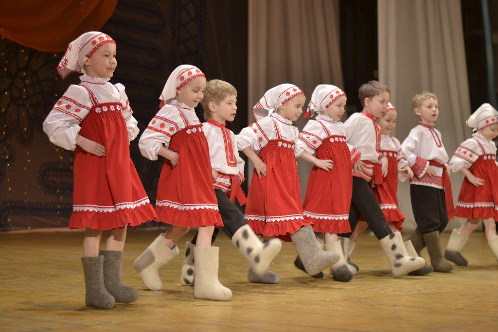 русский народный танец - Валенки фото