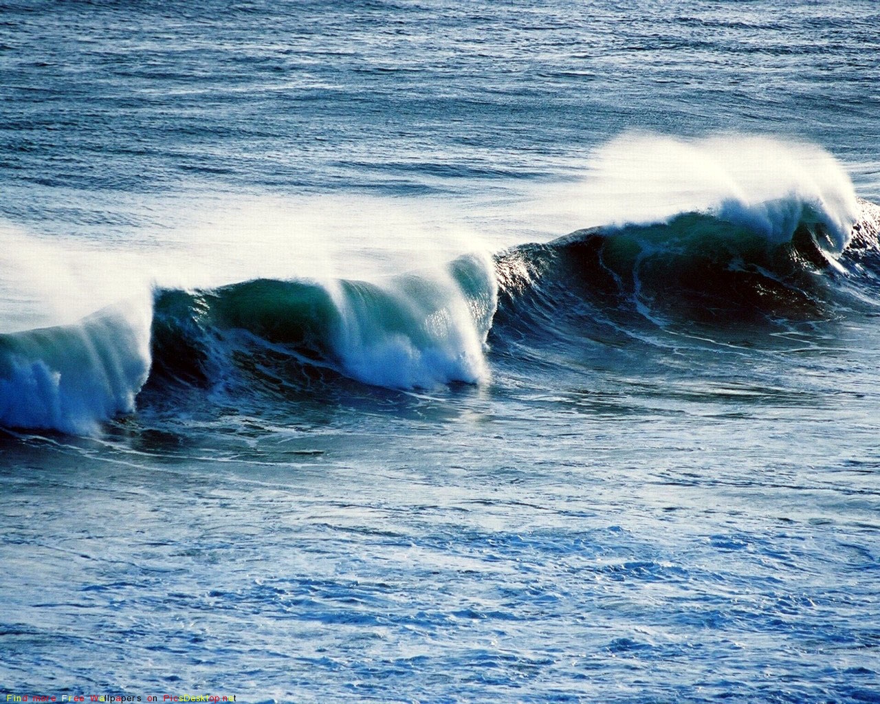 Звуковая волна под водой. Море. Шум волн моря. Море шумит. Морской Прибой.